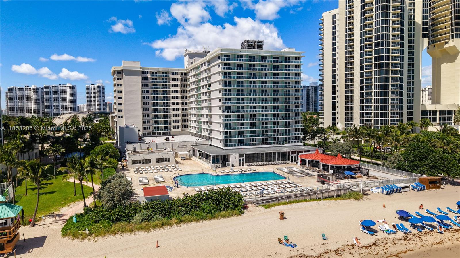 THE AVENTURA BEACH CLUB C - Residential Lease