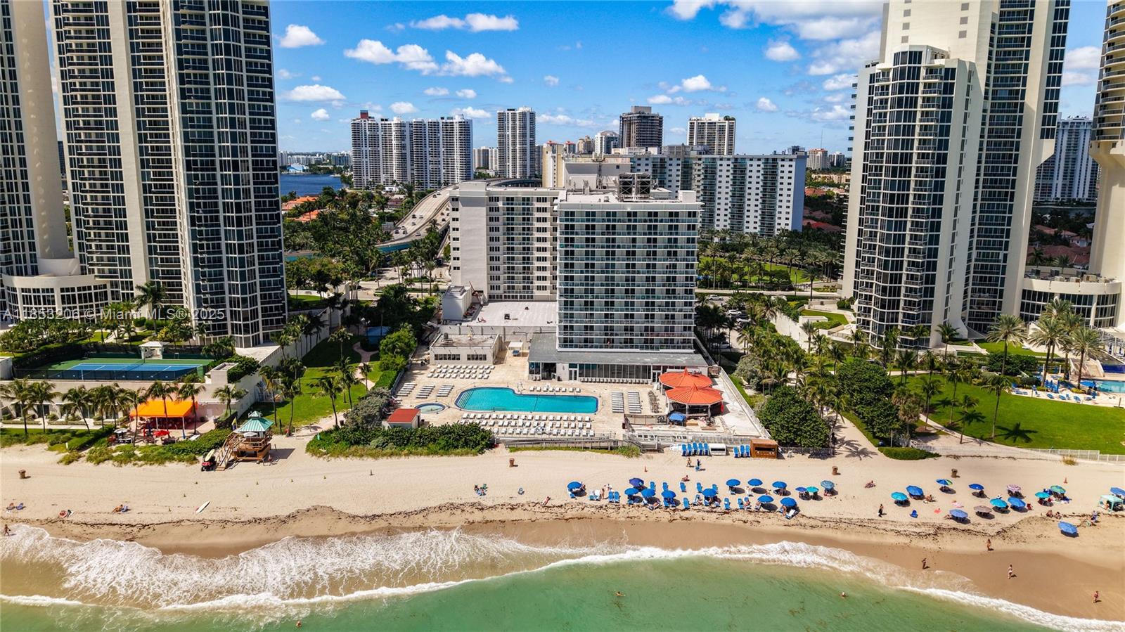 THE AVENTURA BEACH CLUB C - Residential Lease