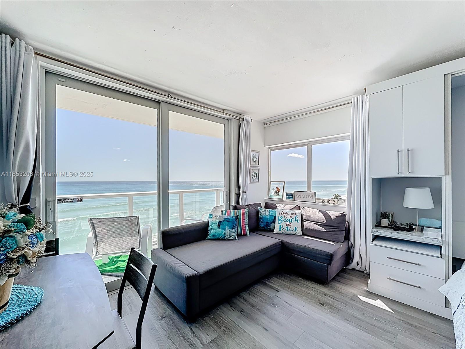 THE AVENTURA BEACH CLUB C - Residential Lease