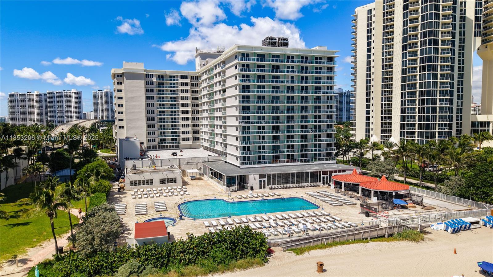 THE AVENTURA BEACH CLUB C - Residential Lease