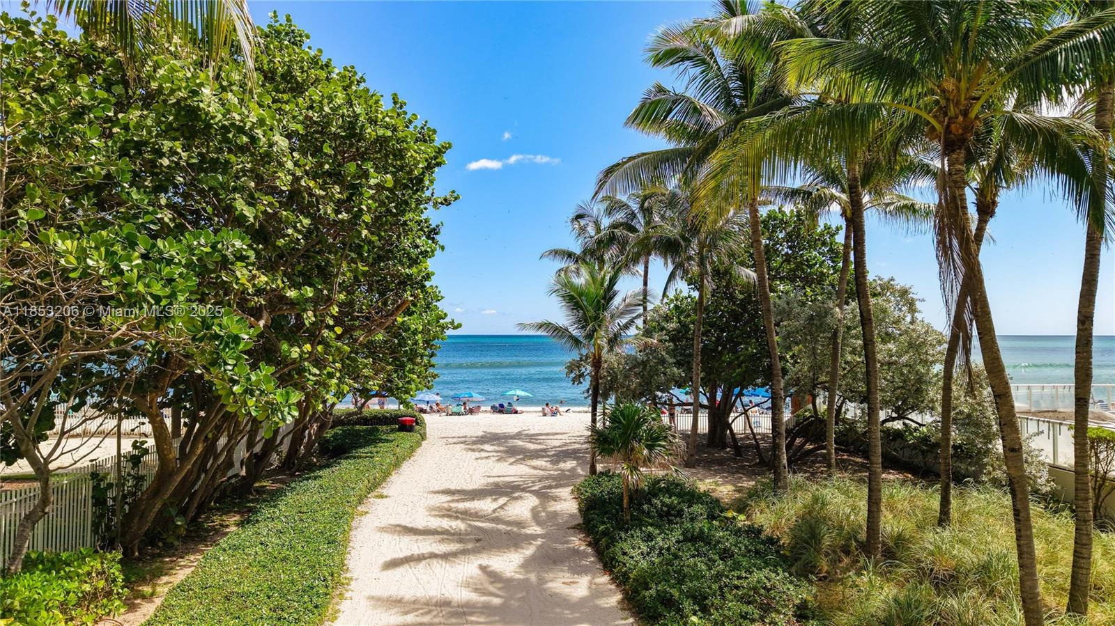 THE AVENTURA BEACH CLUB C - Residential Lease