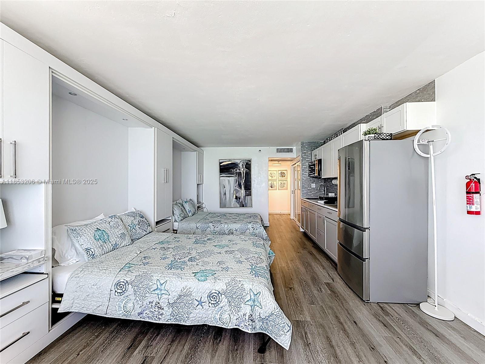 THE AVENTURA BEACH CLUB C - Residential Lease