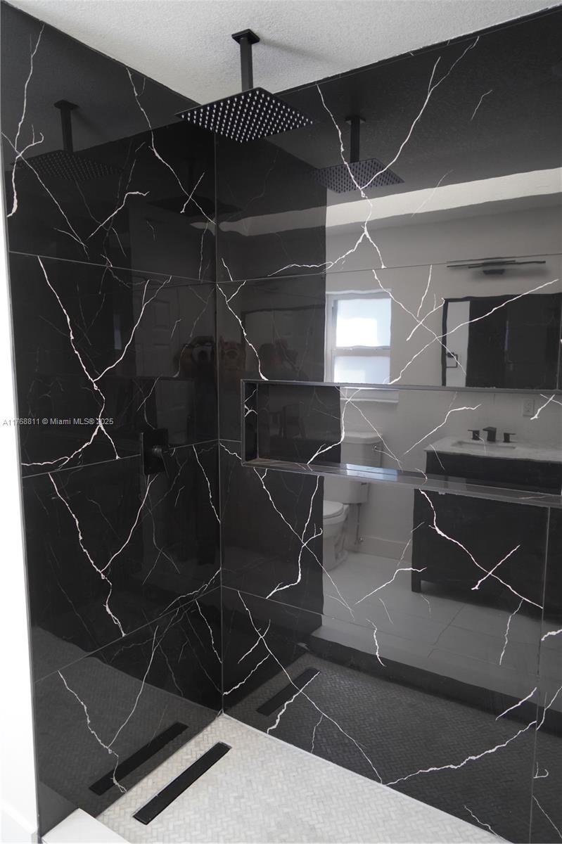 CHARLOTTE - Residential