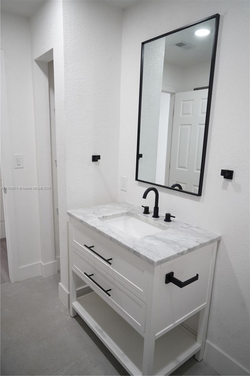 CHARLOTTE - Residential