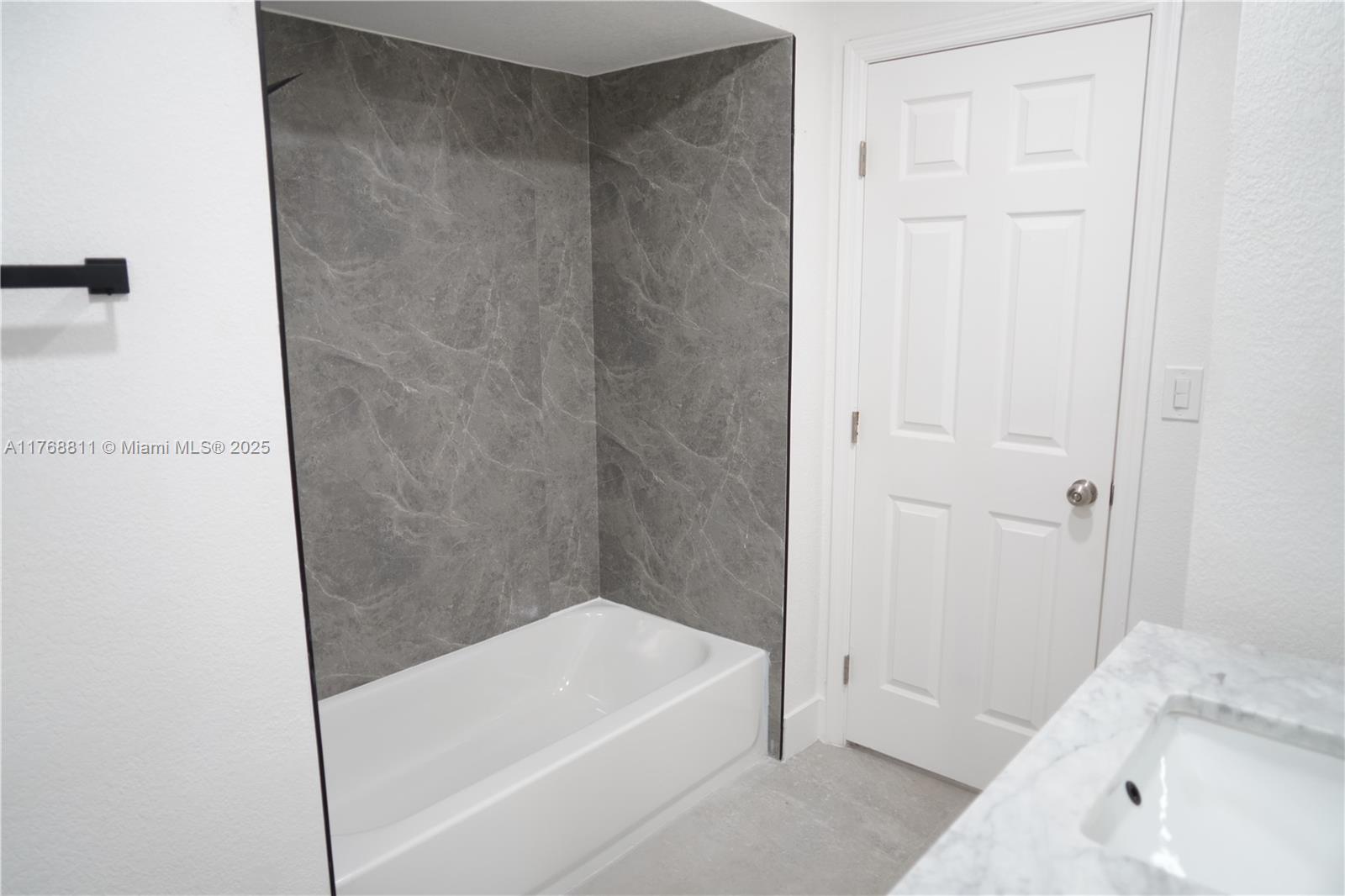 CHARLOTTE - Residential