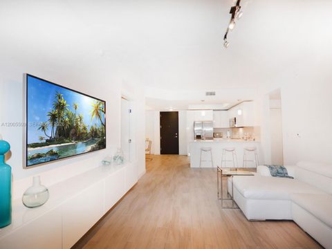 Tiny photo for 999 SW 1st Ave #1611, Miami, FL 33130 (MLS # A12005509)