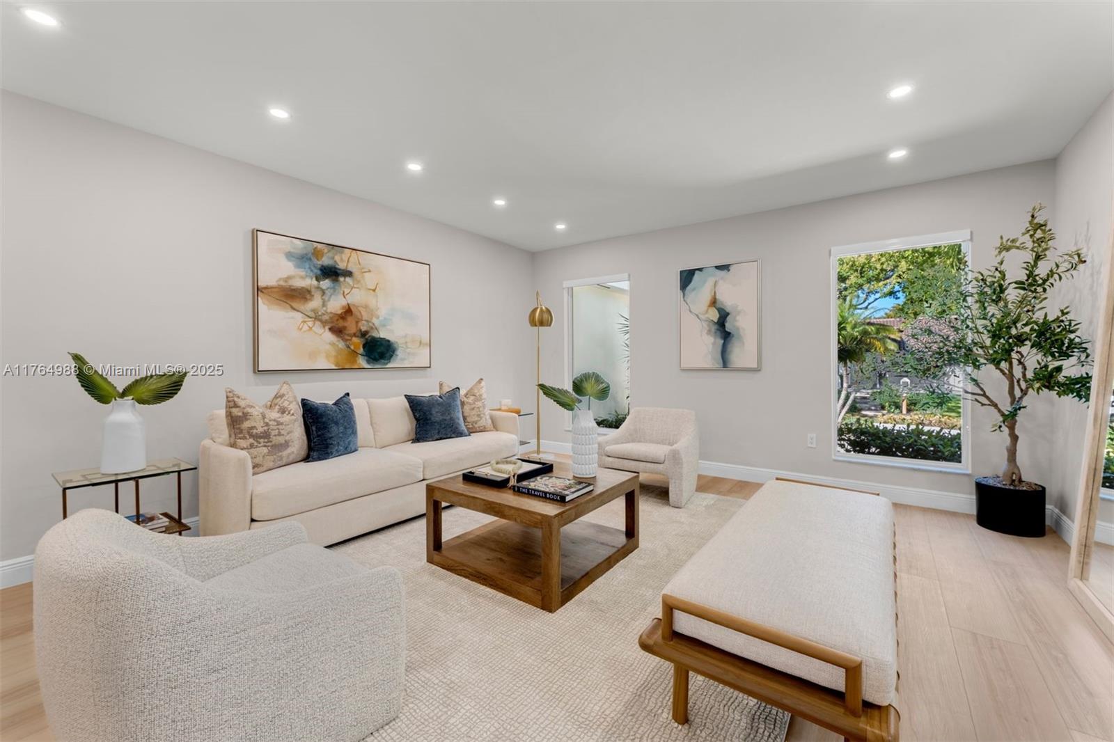 CUTLER BAY ESTATES - Residential