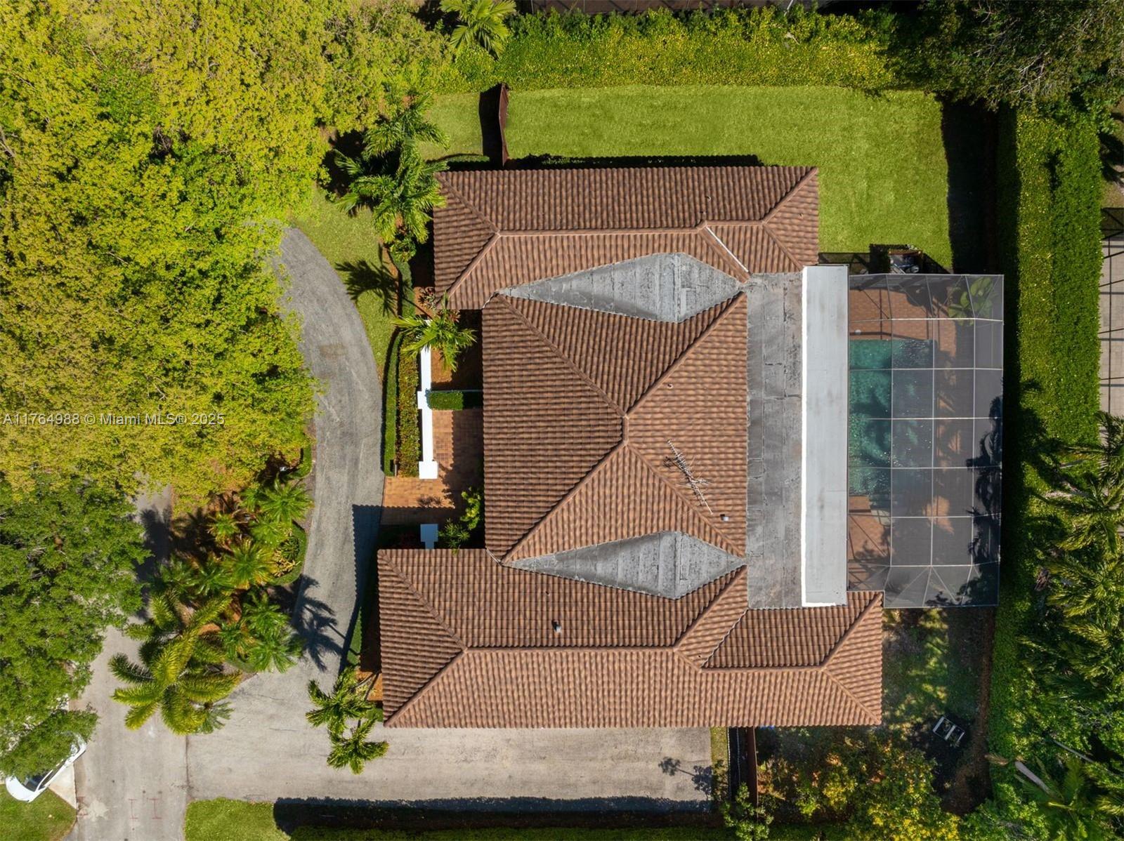 CUTLER BAY ESTATES - Residential