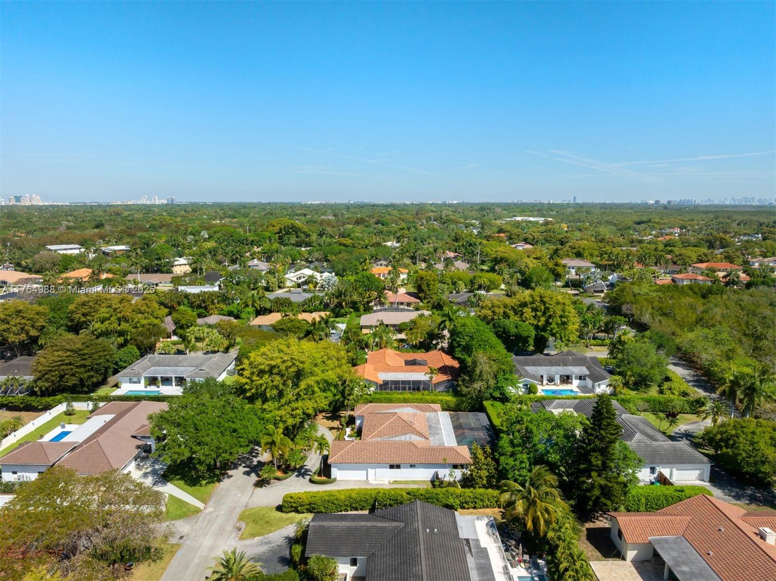 CUTLER BAY ESTATES - Residential