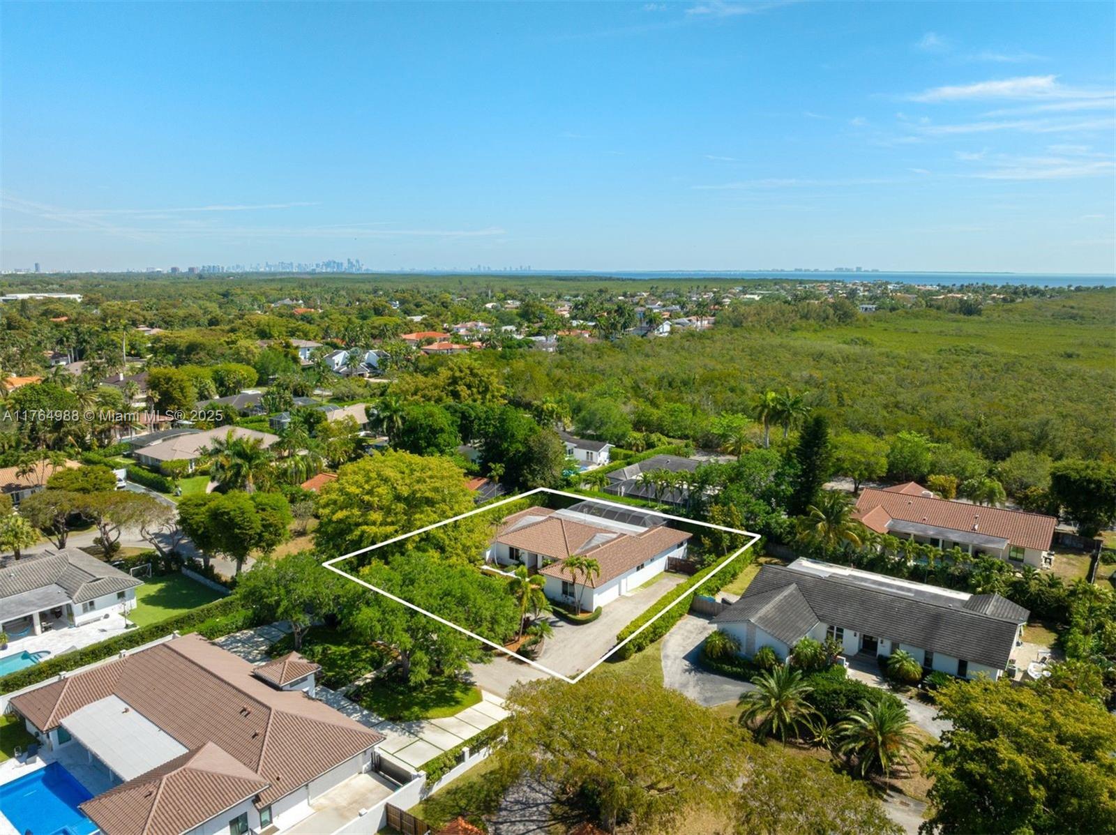 CUTLER BAY ESTATES - Residential