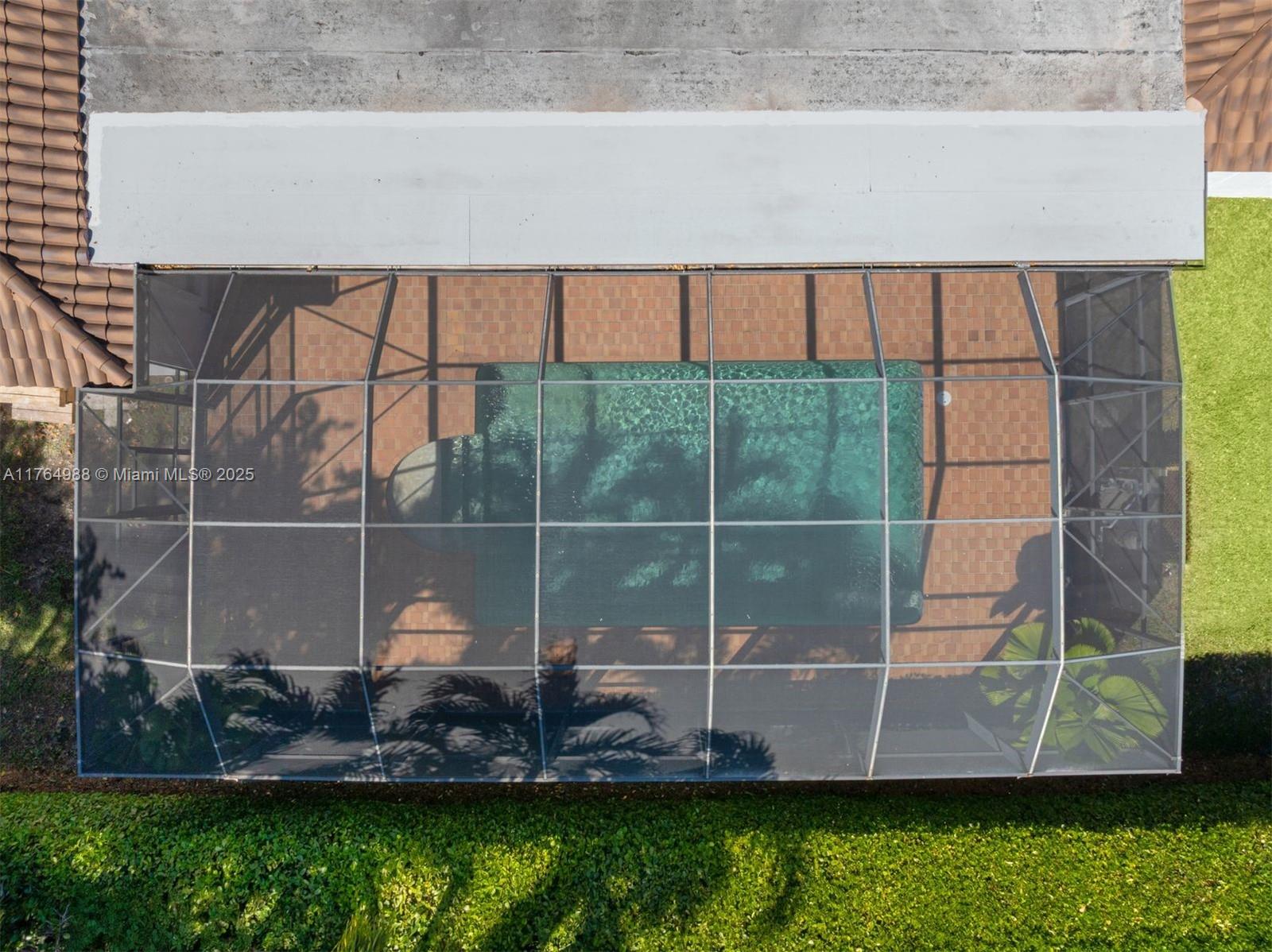 CUTLER BAY ESTATES - Residential