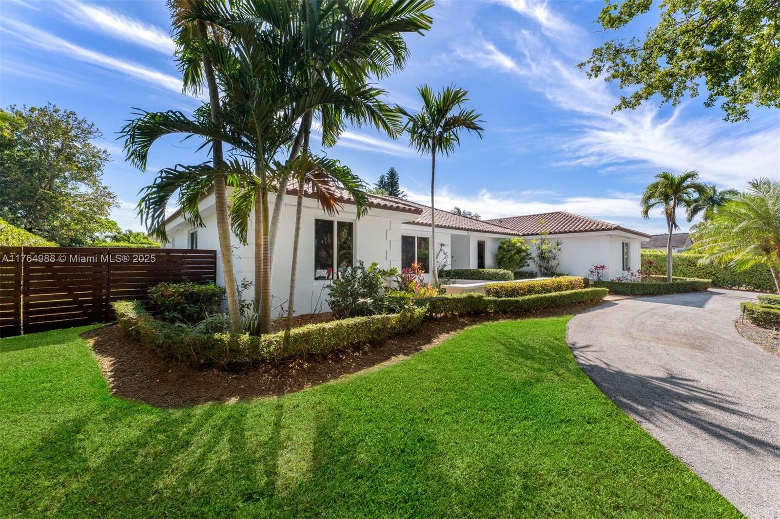 CUTLER BAY ESTATES - Residential
