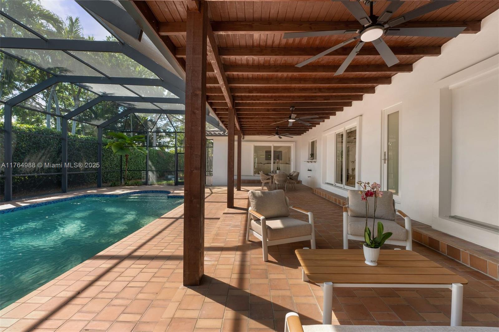 CUTLER BAY ESTATES - Residential