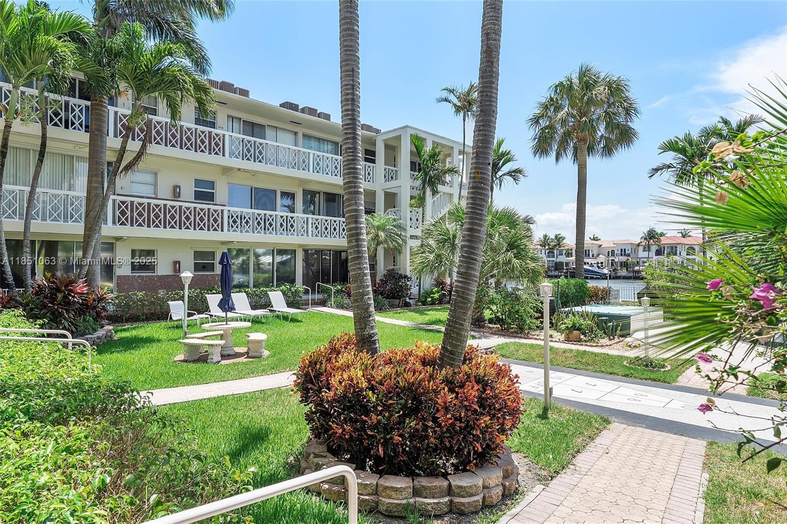 2400 S Ocean Dr 309