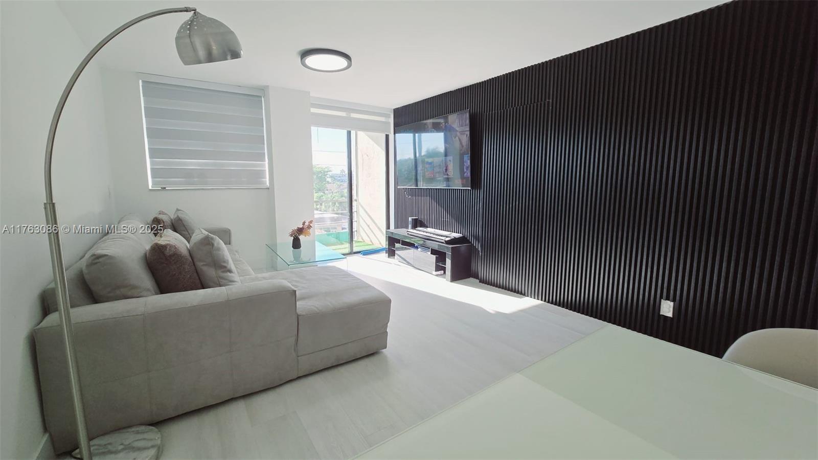 CARLTON BAY CONDO - Residential