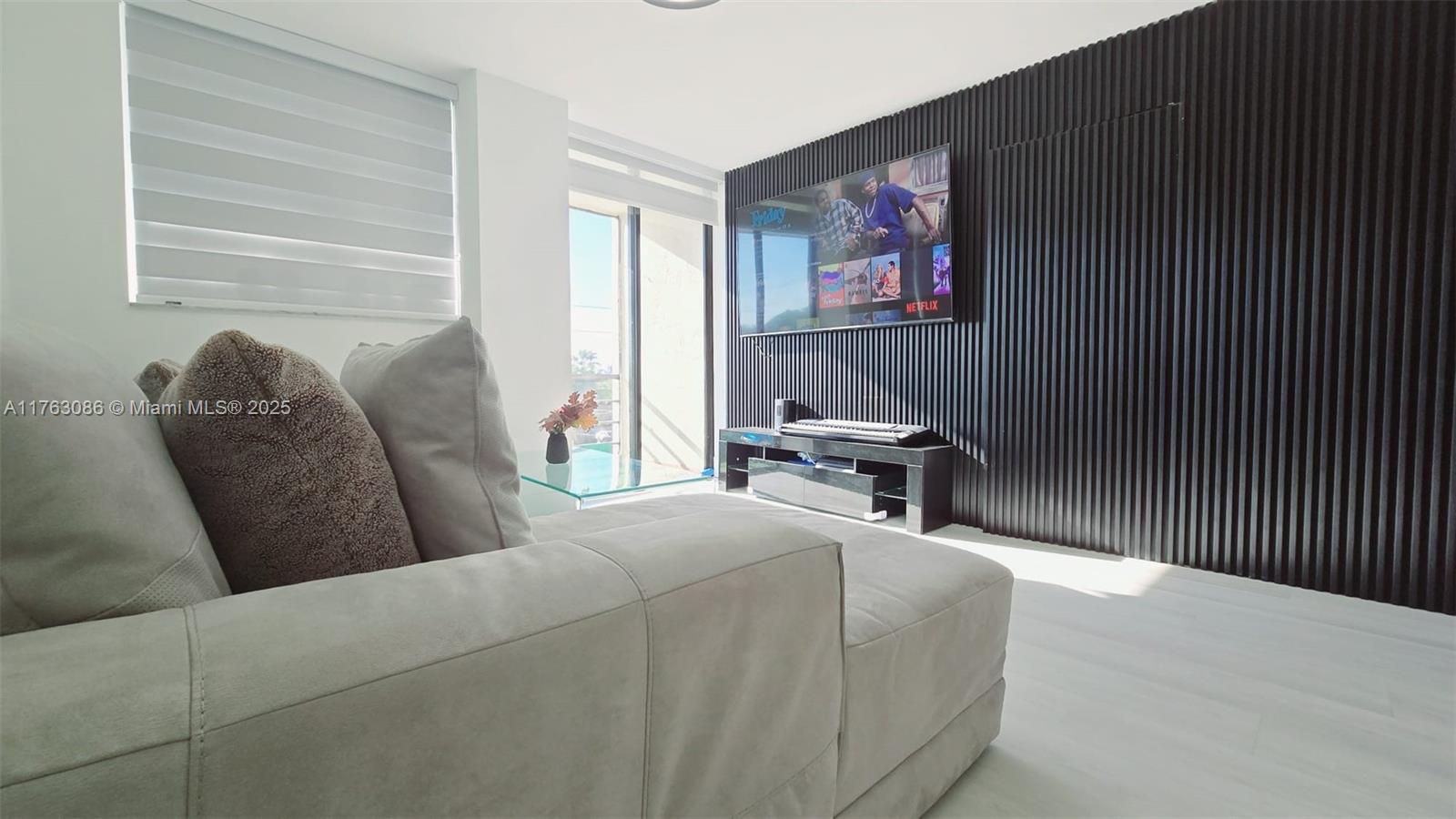 CARLTON BAY CONDO - Residential