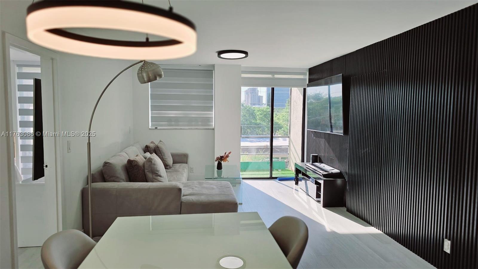 CARLTON BAY CONDO - Residential