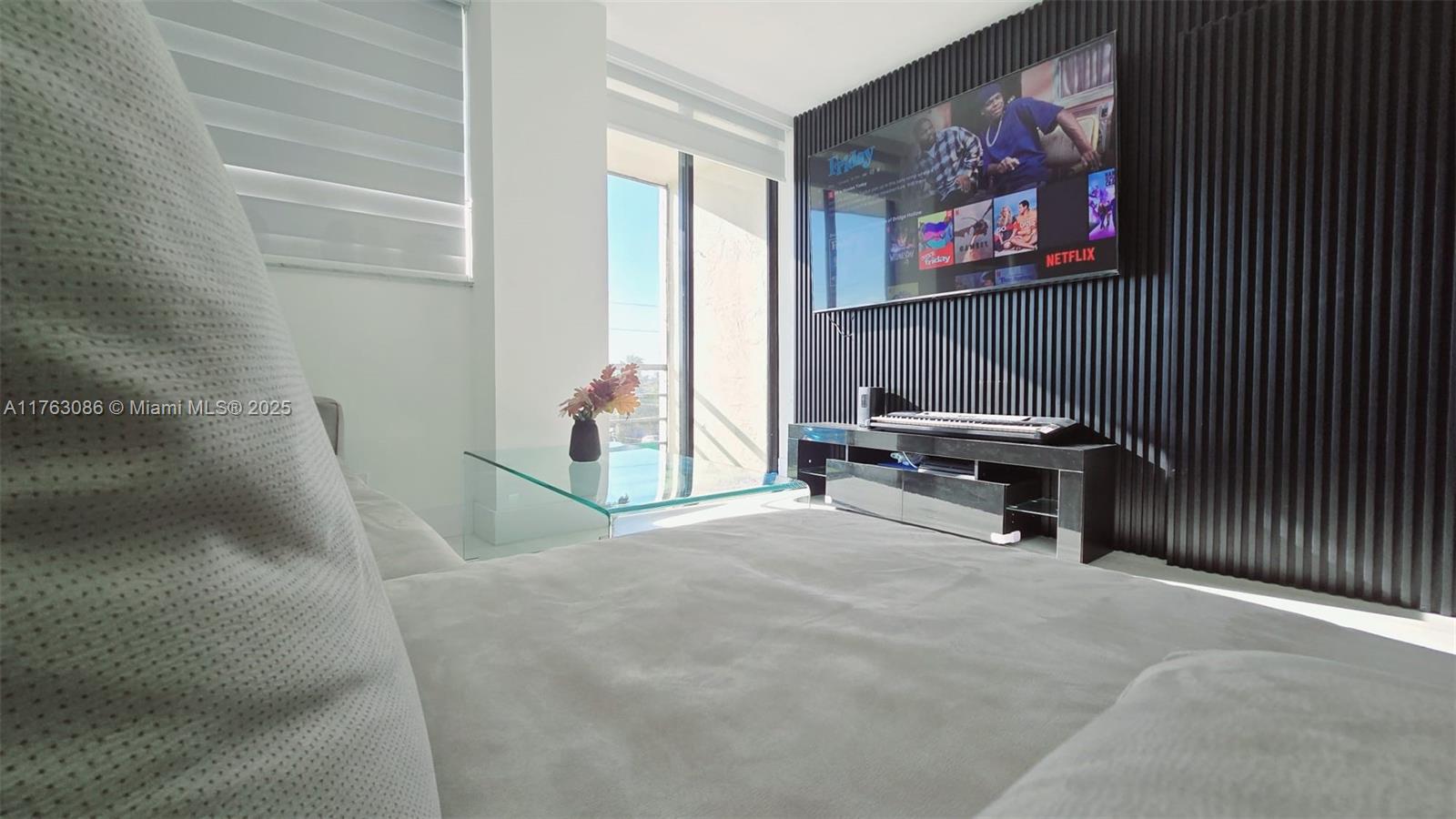 CARLTON BAY CONDO - Residential