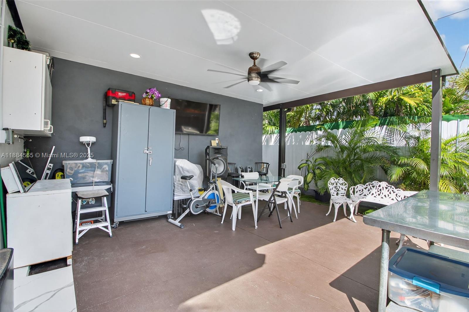 SILVER BLUFF HOMESITES - Residential Income