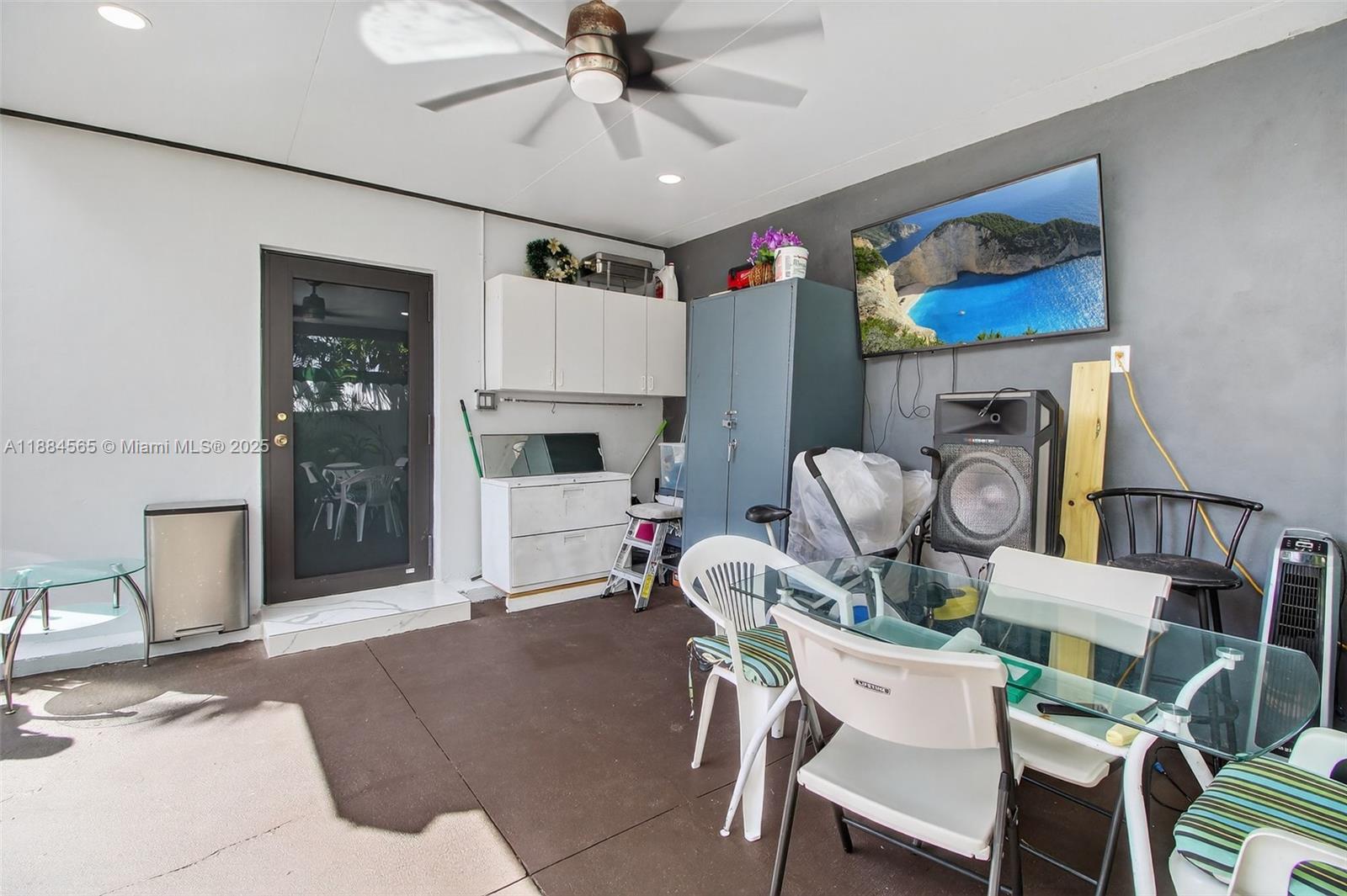 SILVER BLUFF HOMESITES - Residential Income