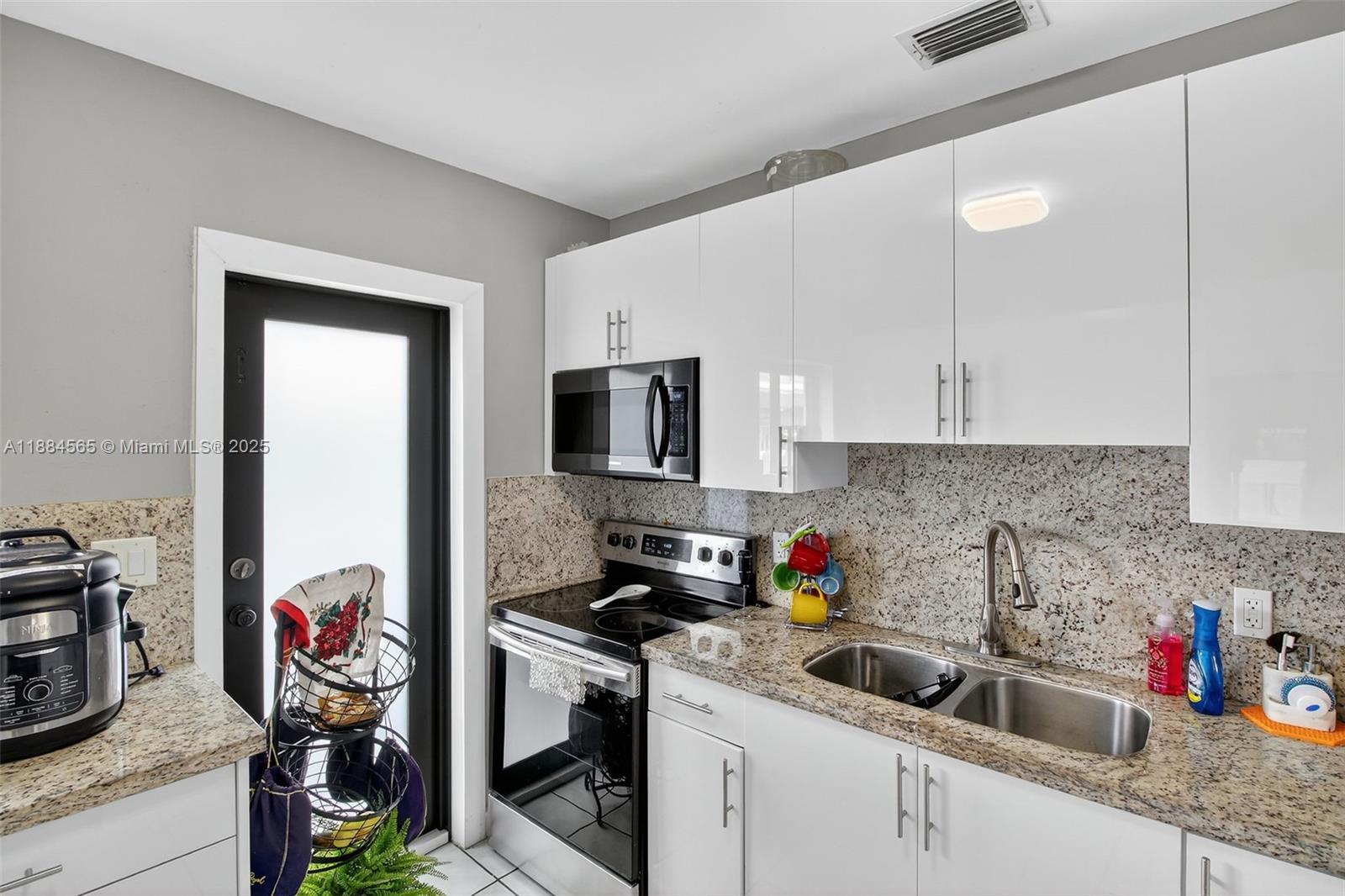 SILVER BLUFF HOMESITES - Residential Income