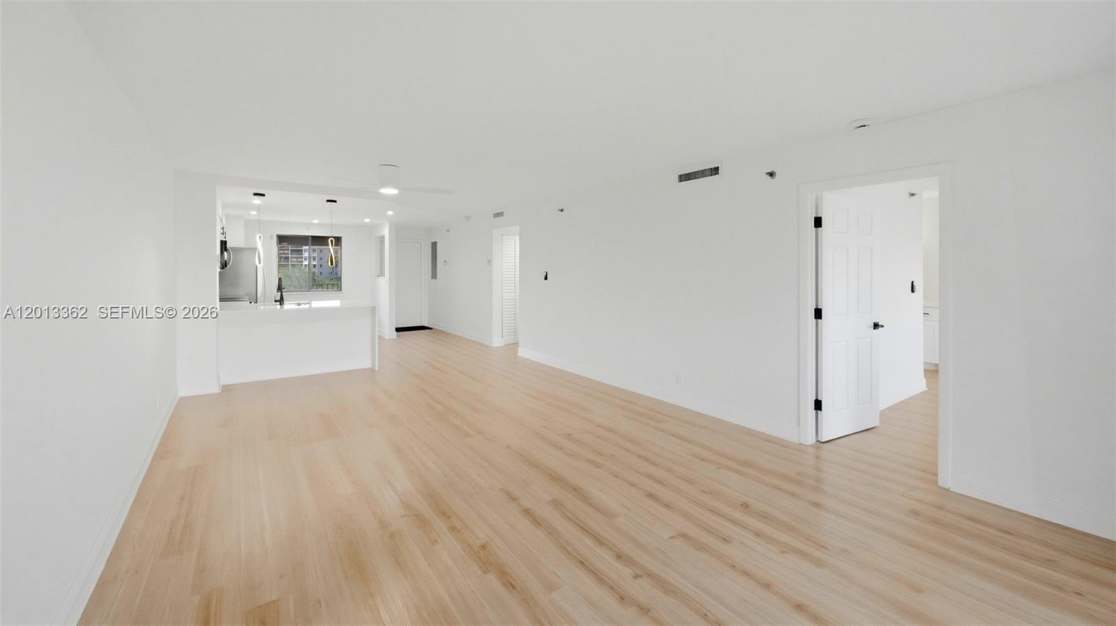CYPRESS BEND CONDOMINIUM - Residential