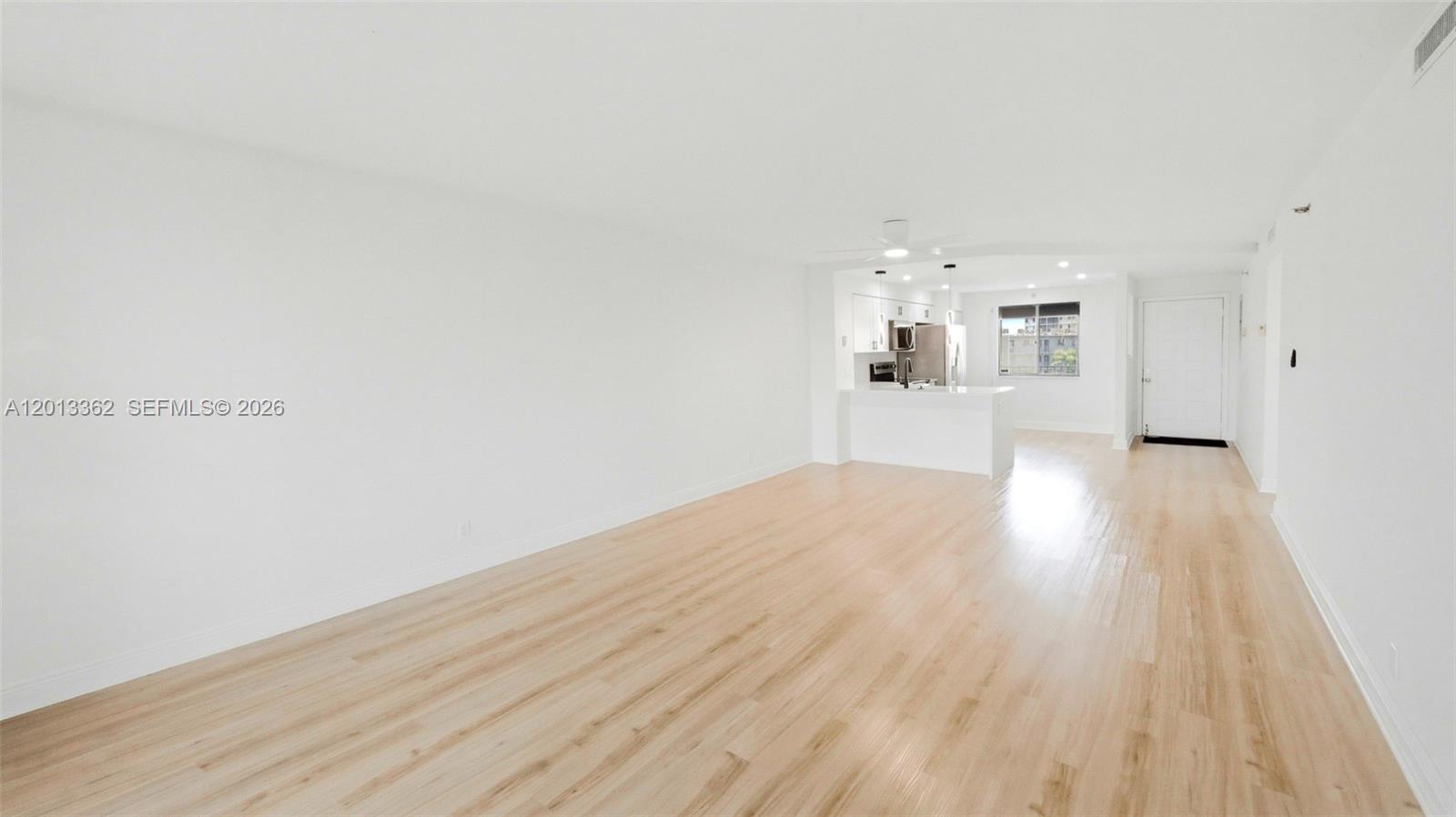 CYPRESS BEND CONDOMINIUM - Residential