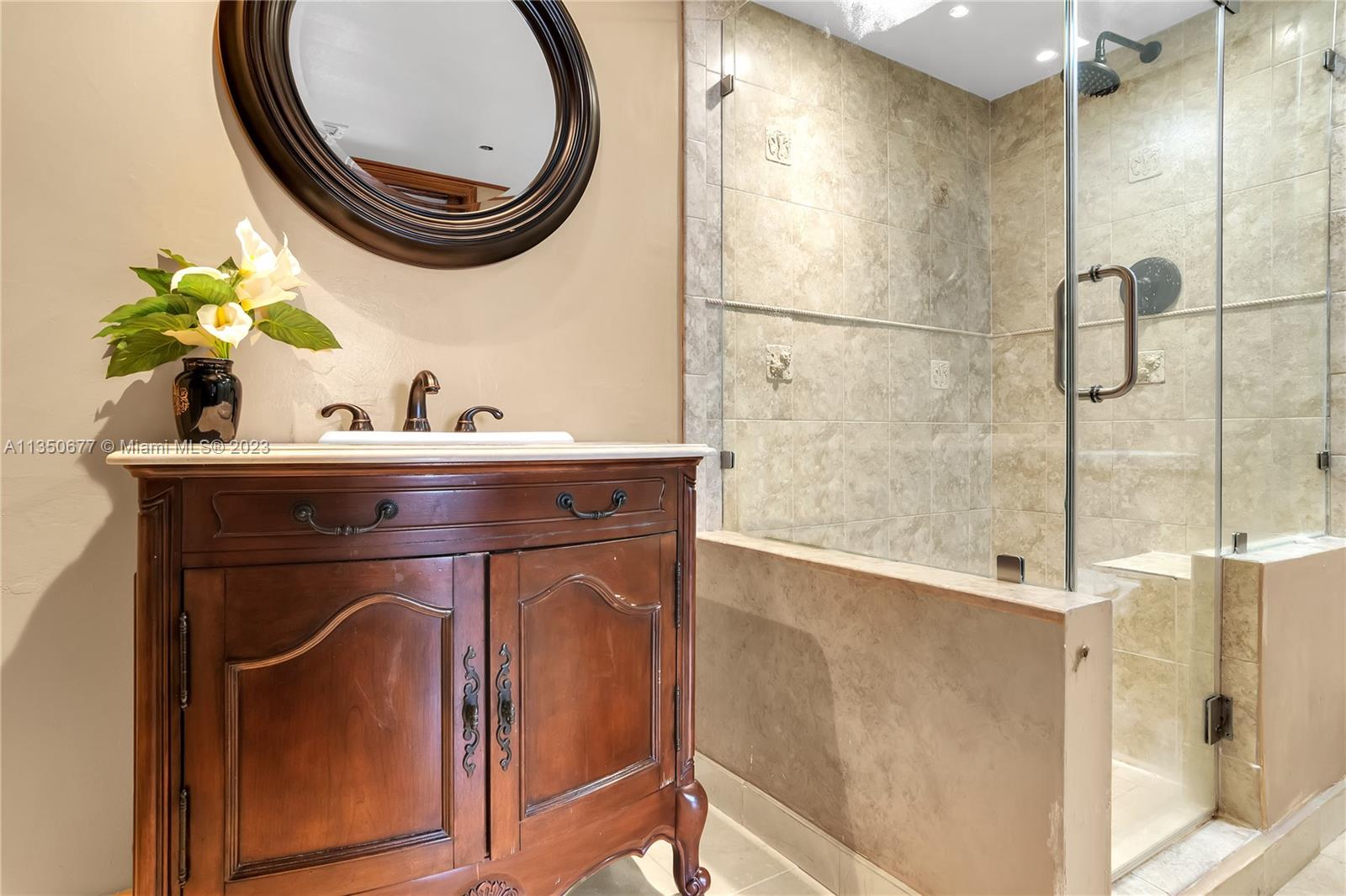 ANCHOR BAY CLUB CONDO - Residential