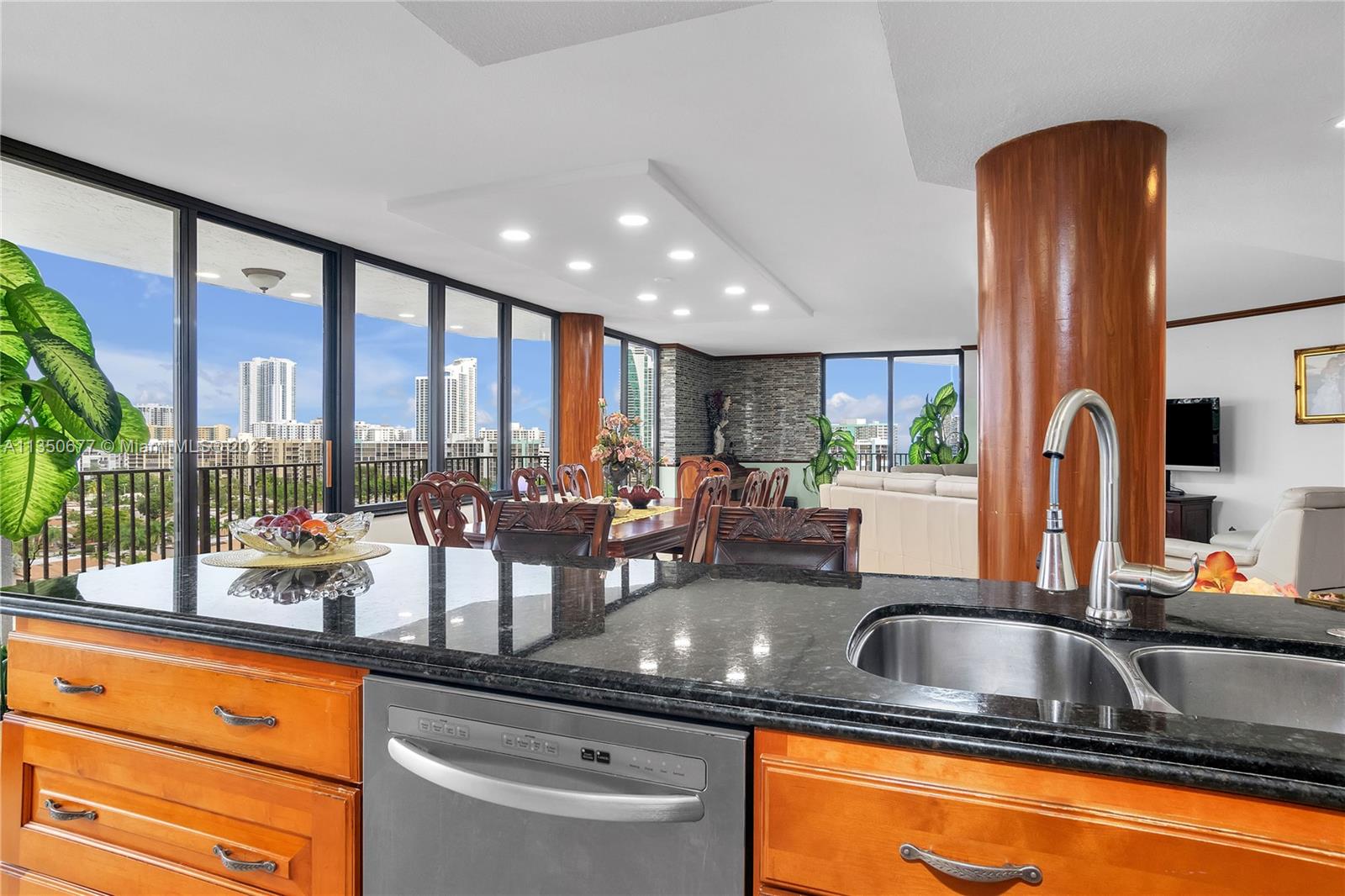 ANCHOR BAY CLUB CONDO - Residential