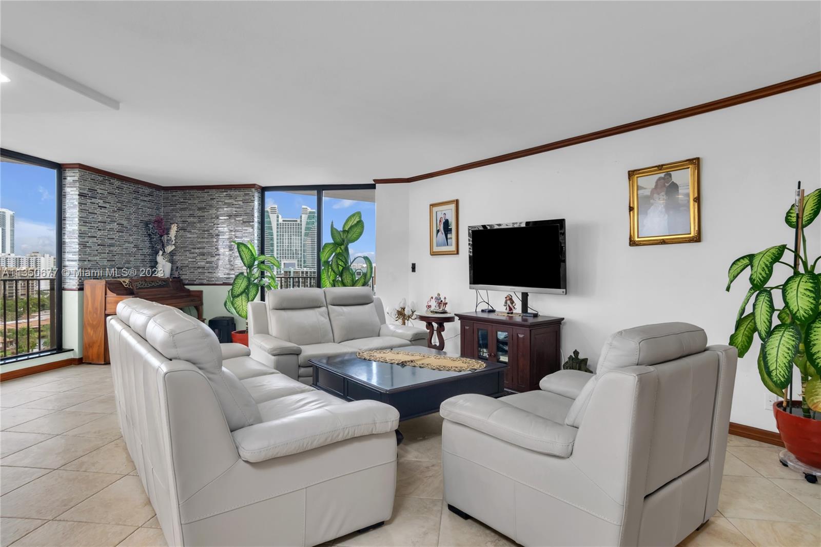 ANCHOR BAY CLUB CONDO - Residential