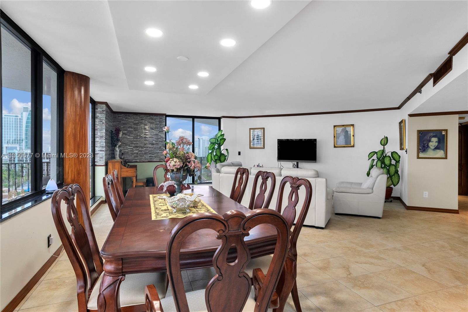 ANCHOR BAY CLUB CONDO - Residential