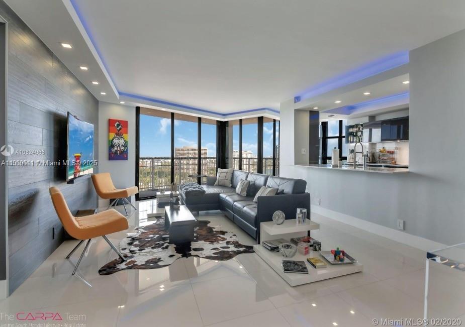 THE TOWERS OF QUAYSIDE CO - Residential Lease