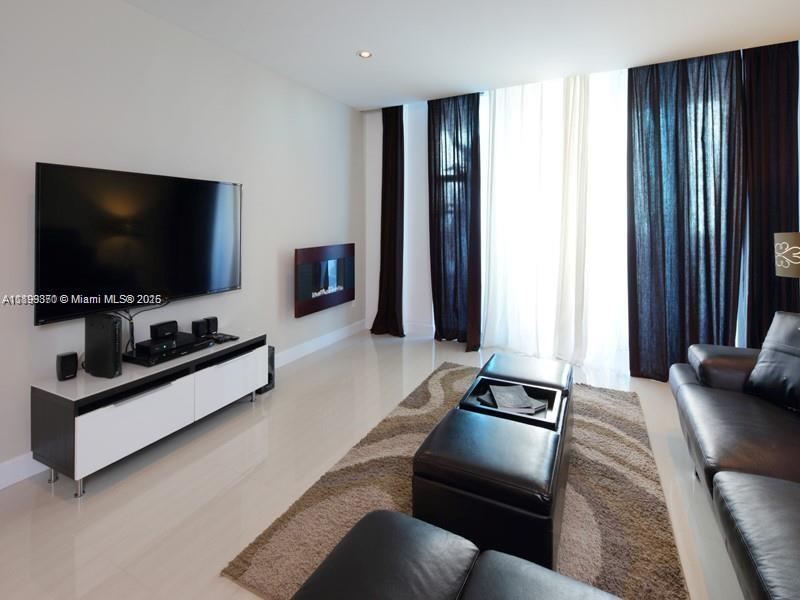 OCEANVIEW BUILDING A COND - Residential Lease