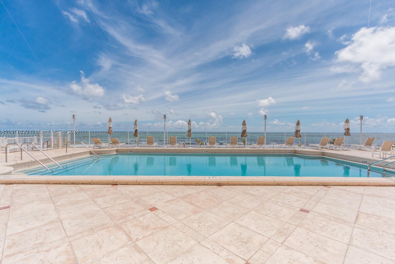 CLOISTER BEACH TOWERS - Residential