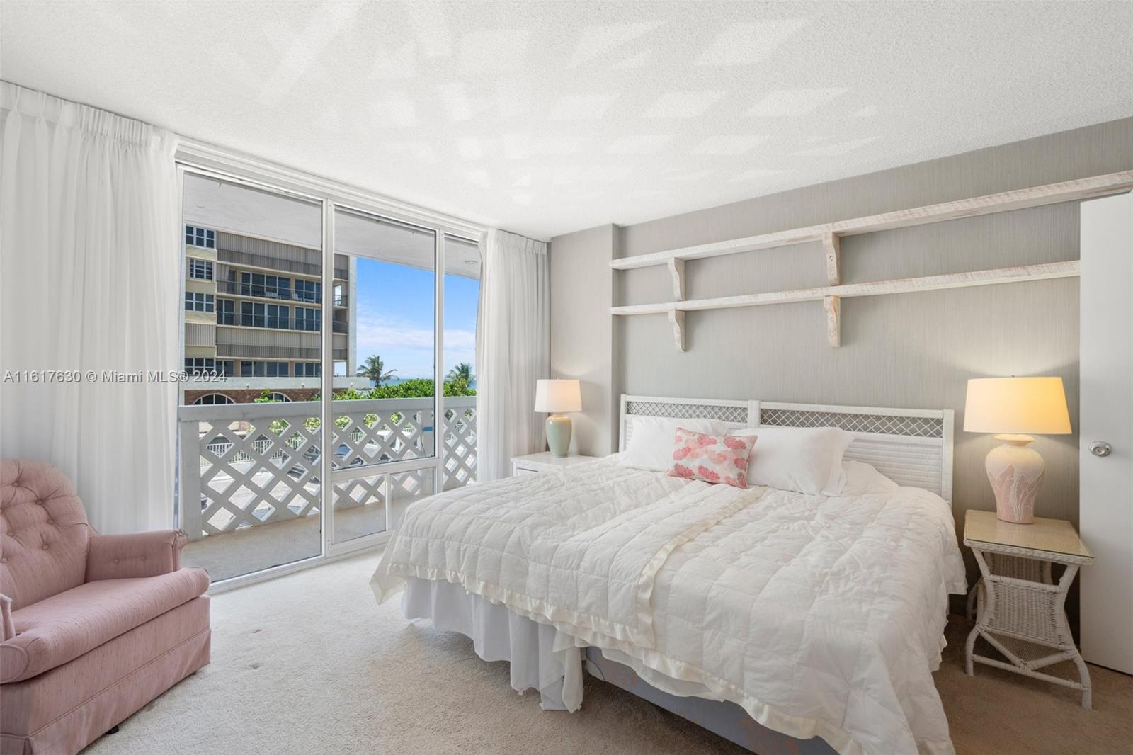 CLOISTER BEACH TOWERS - Residential