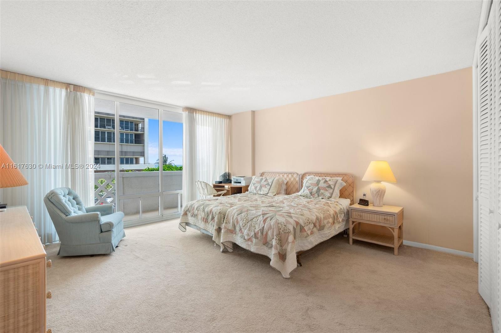 CLOISTER BEACH TOWERS - Residential