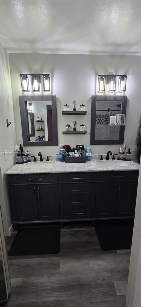 Tiny photo for 1643 Palermo Dr, Weston, FL 33327 (MLS # A12032435)