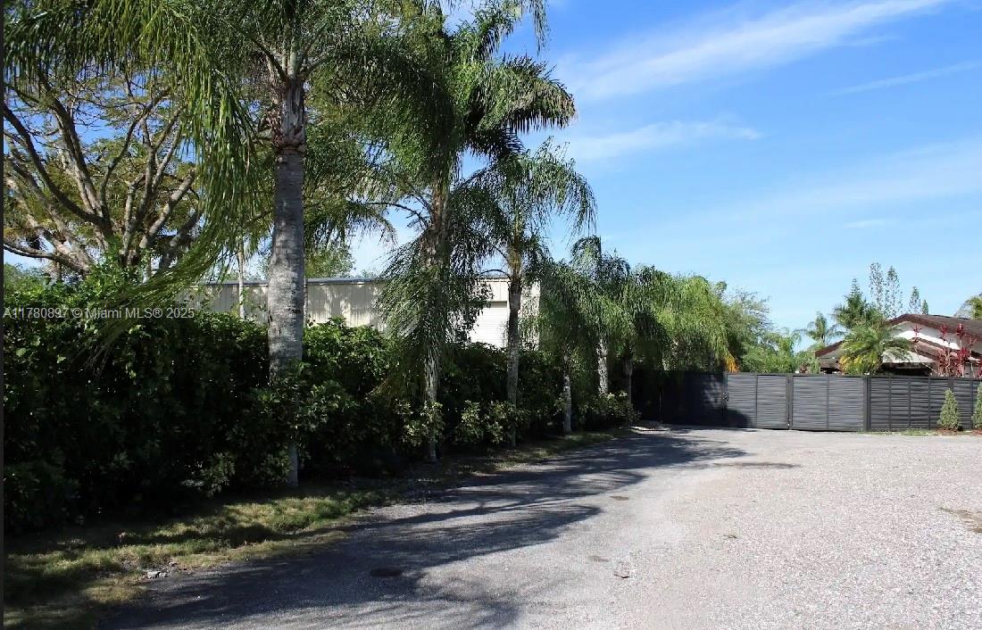 Acreage - Residential