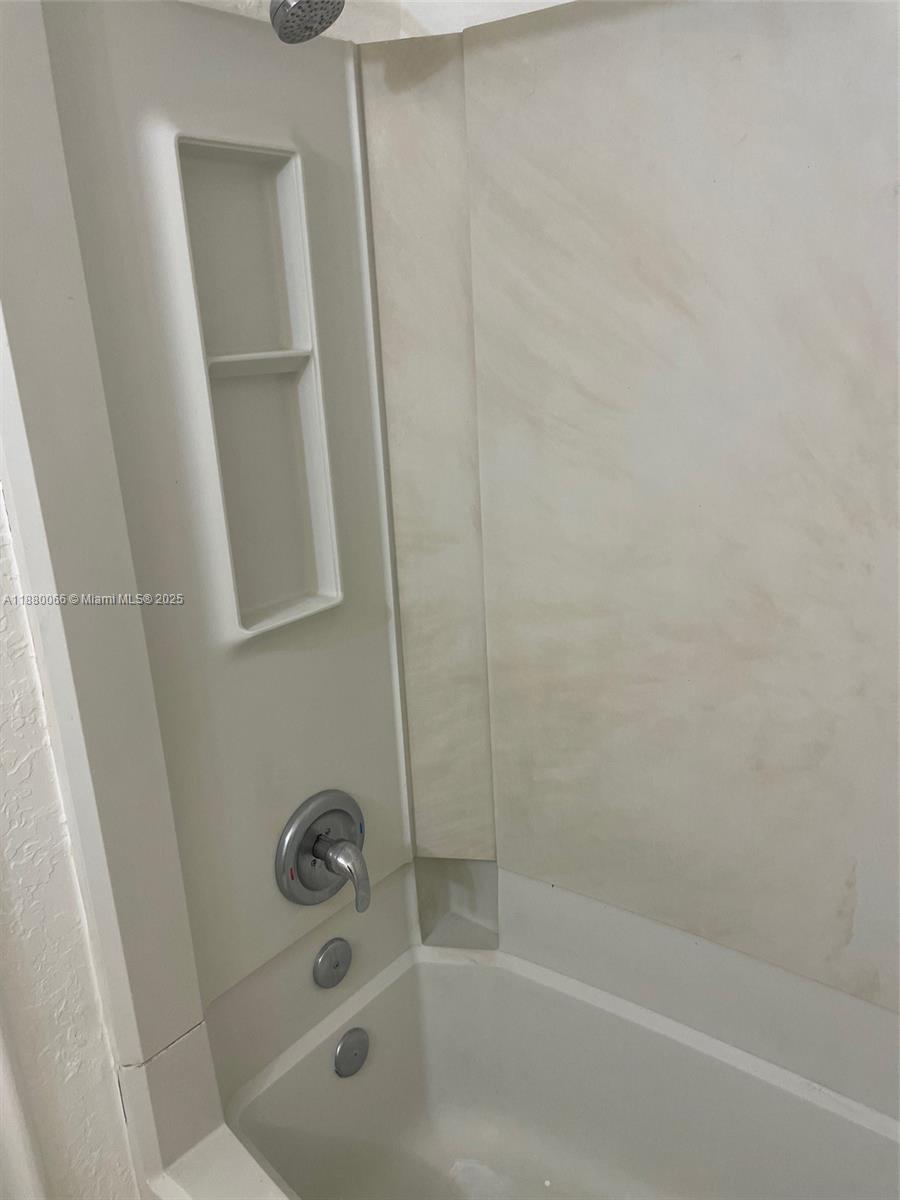 CORAL SPRINGS TOWER CLUB - Residential Lease