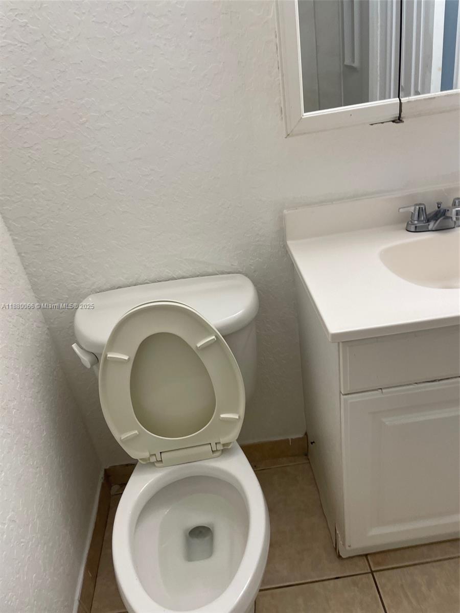 CORAL SPRINGS TOWER CLUB - Residential Lease