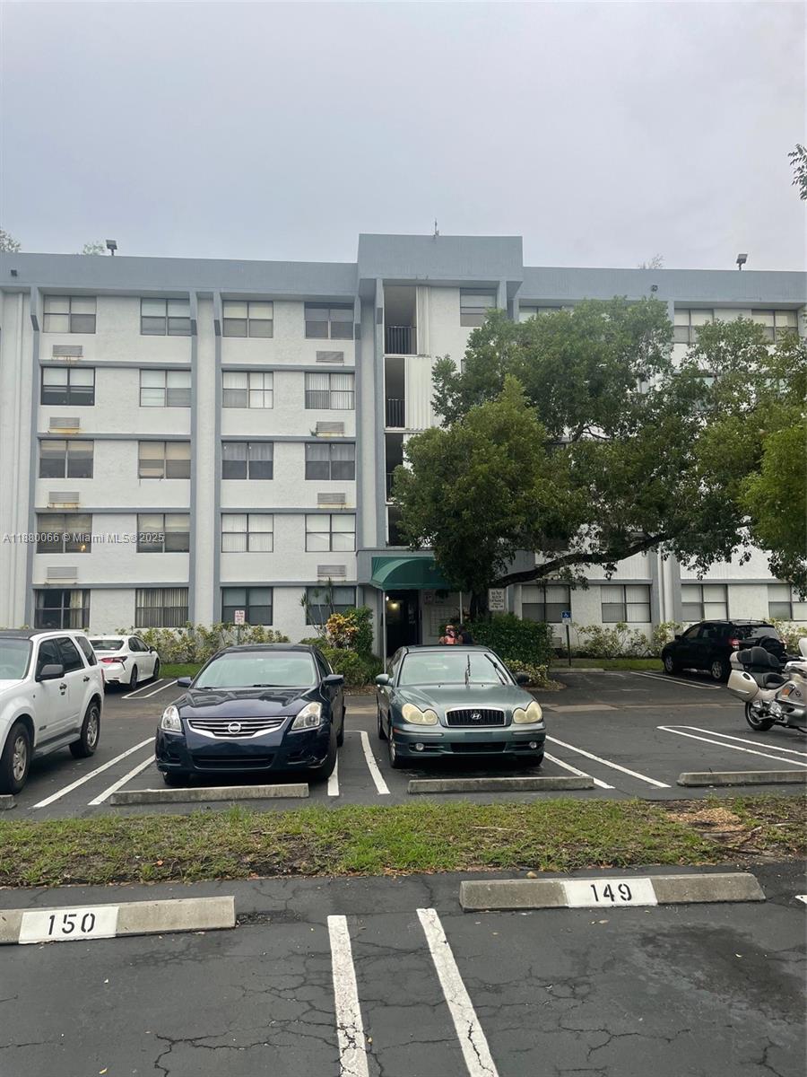 CORAL SPRINGS TOWER CLUB - Residential Lease