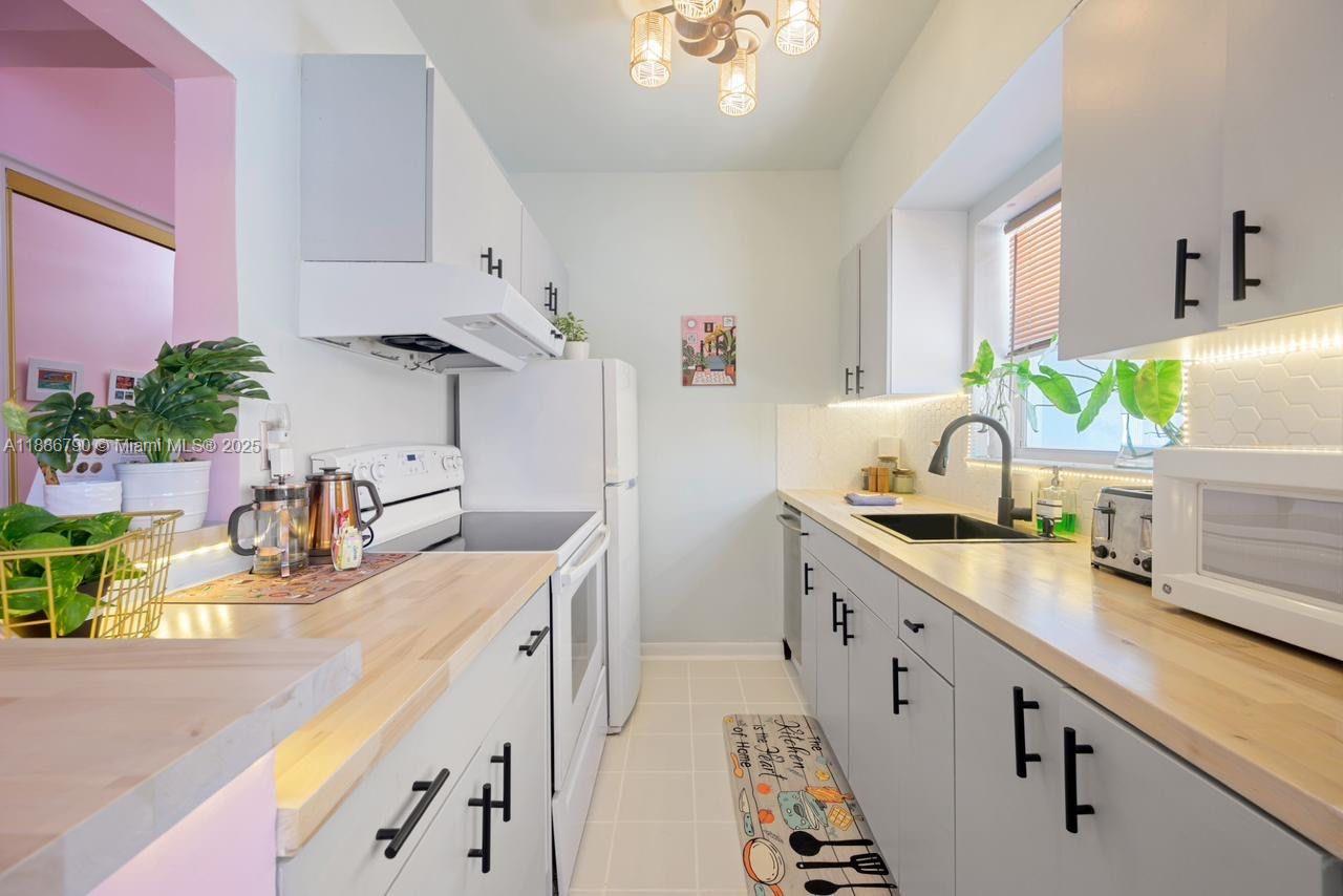 WINDWOOD SEAS CONDO - Residential Lease