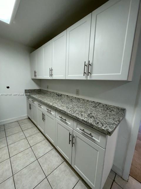 ISLAND PLACE AT BAY HARBO - Residential Lease