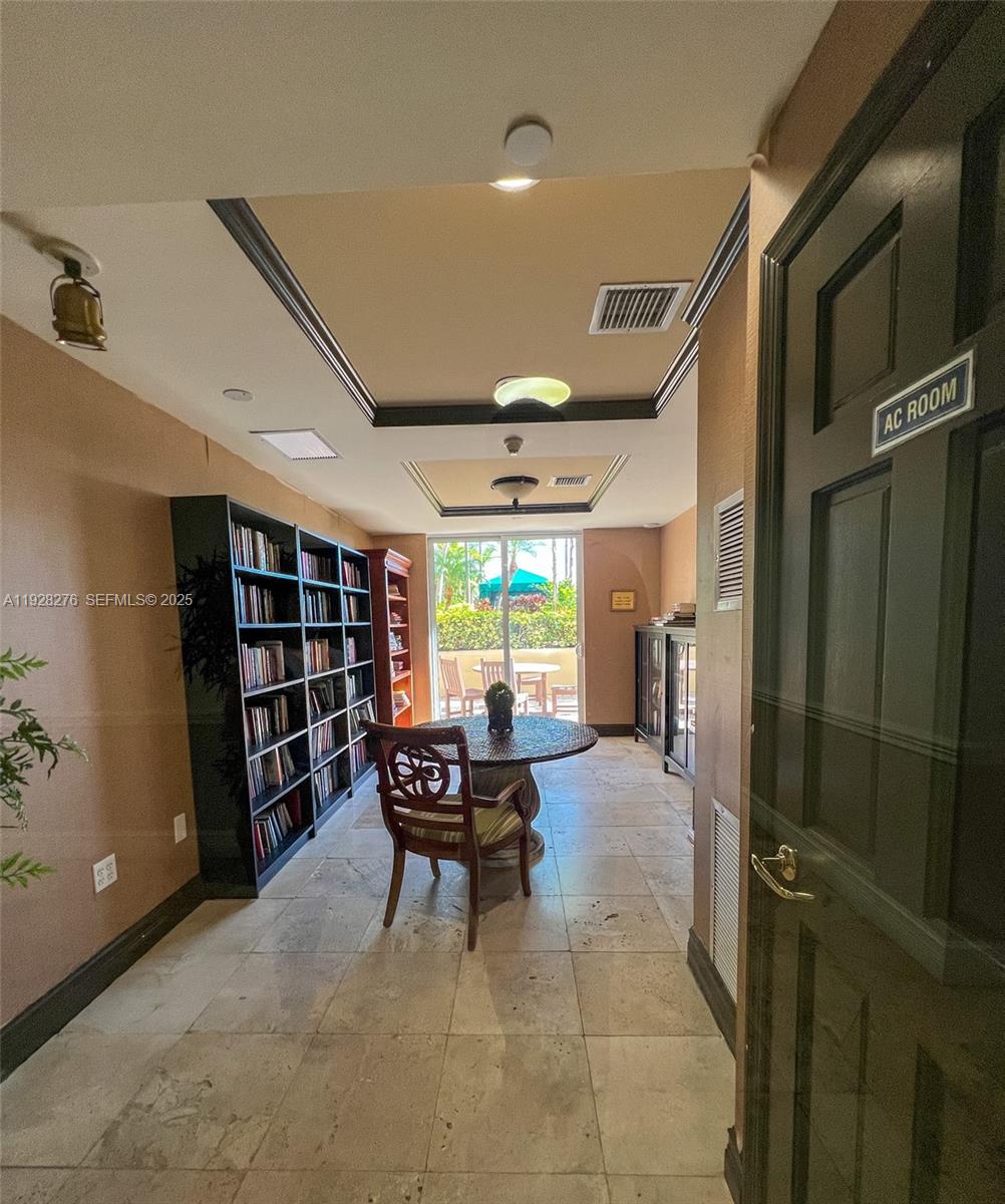 LAS OLAS BY THE RIVER CON - Residential