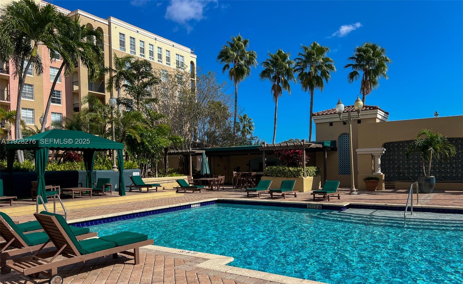 LAS OLAS BY THE RIVER CON - Residential