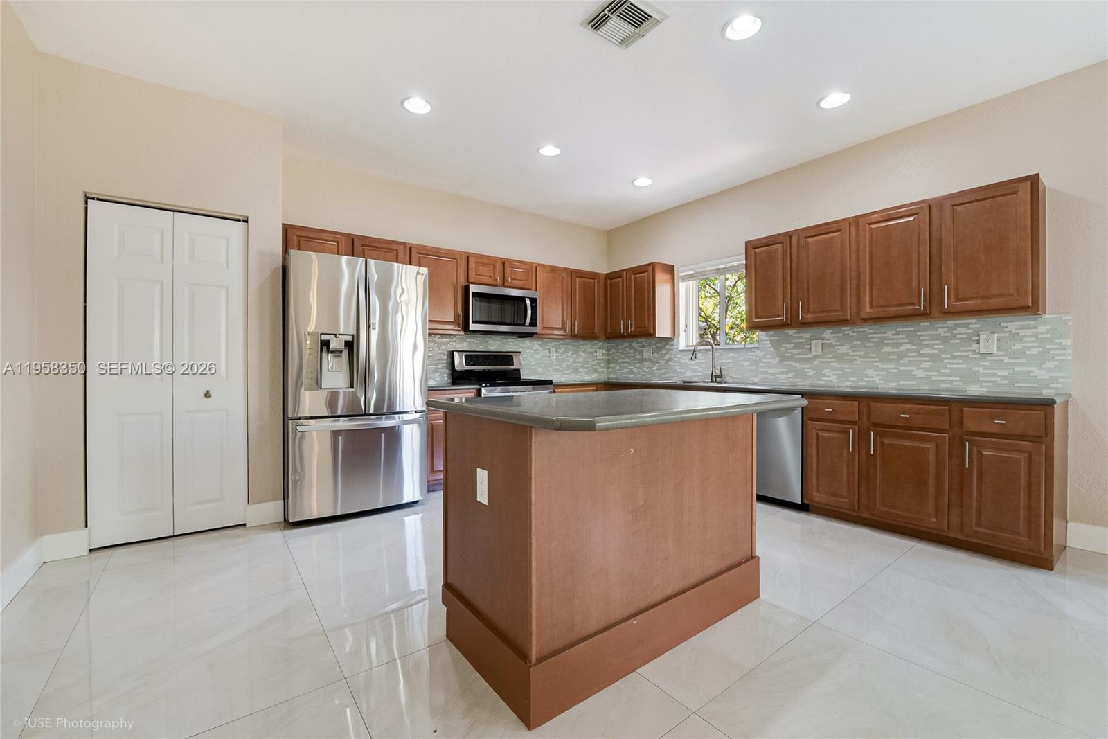 LAKES BY THE BAY DAY - Residential