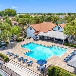 LAKEVIEW HOMES - Residential