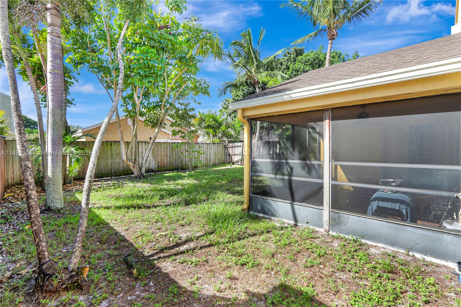 LAKEVIEW HOMES - Residential