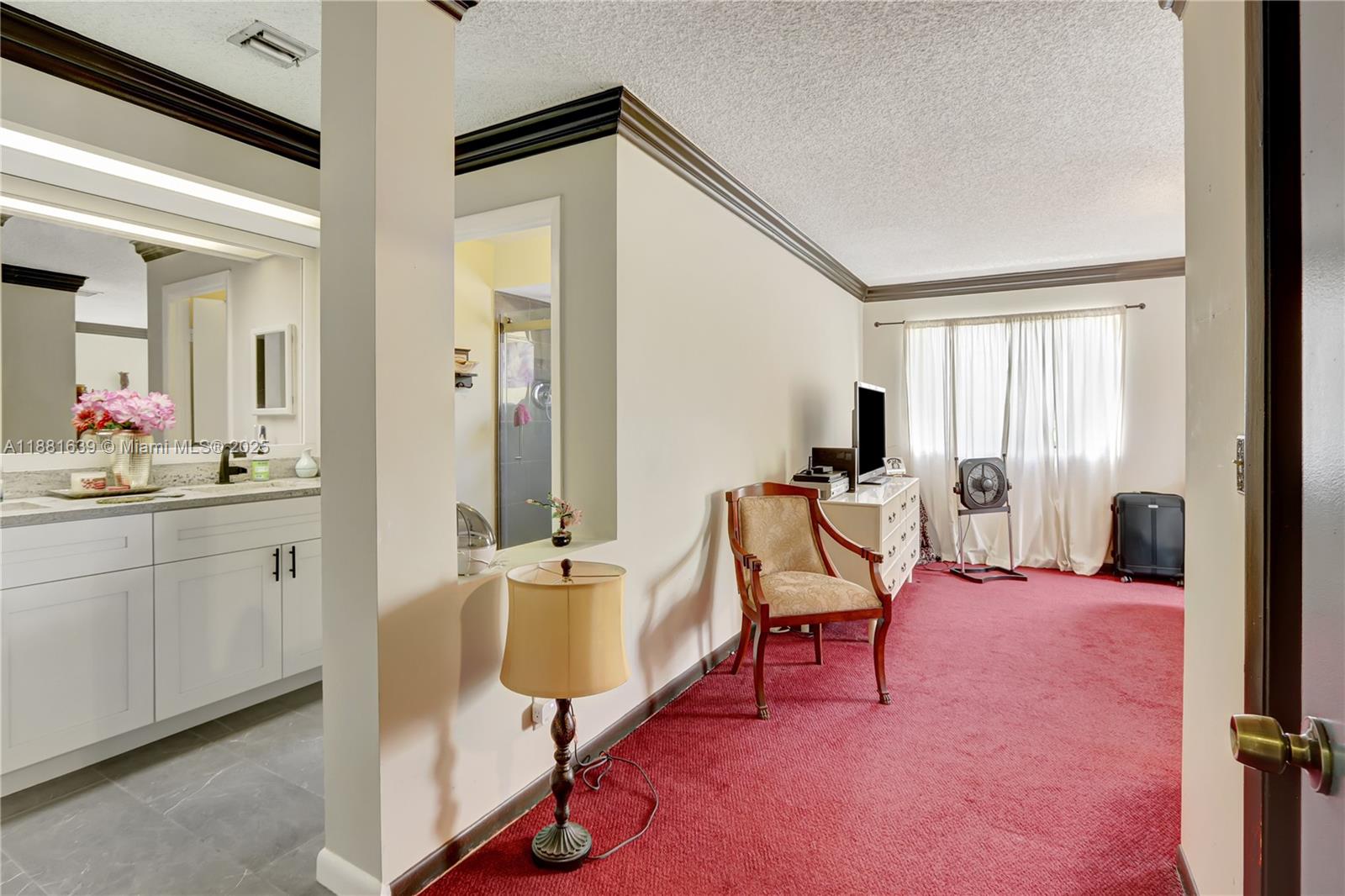 LAKEVIEW HOMES - Residential