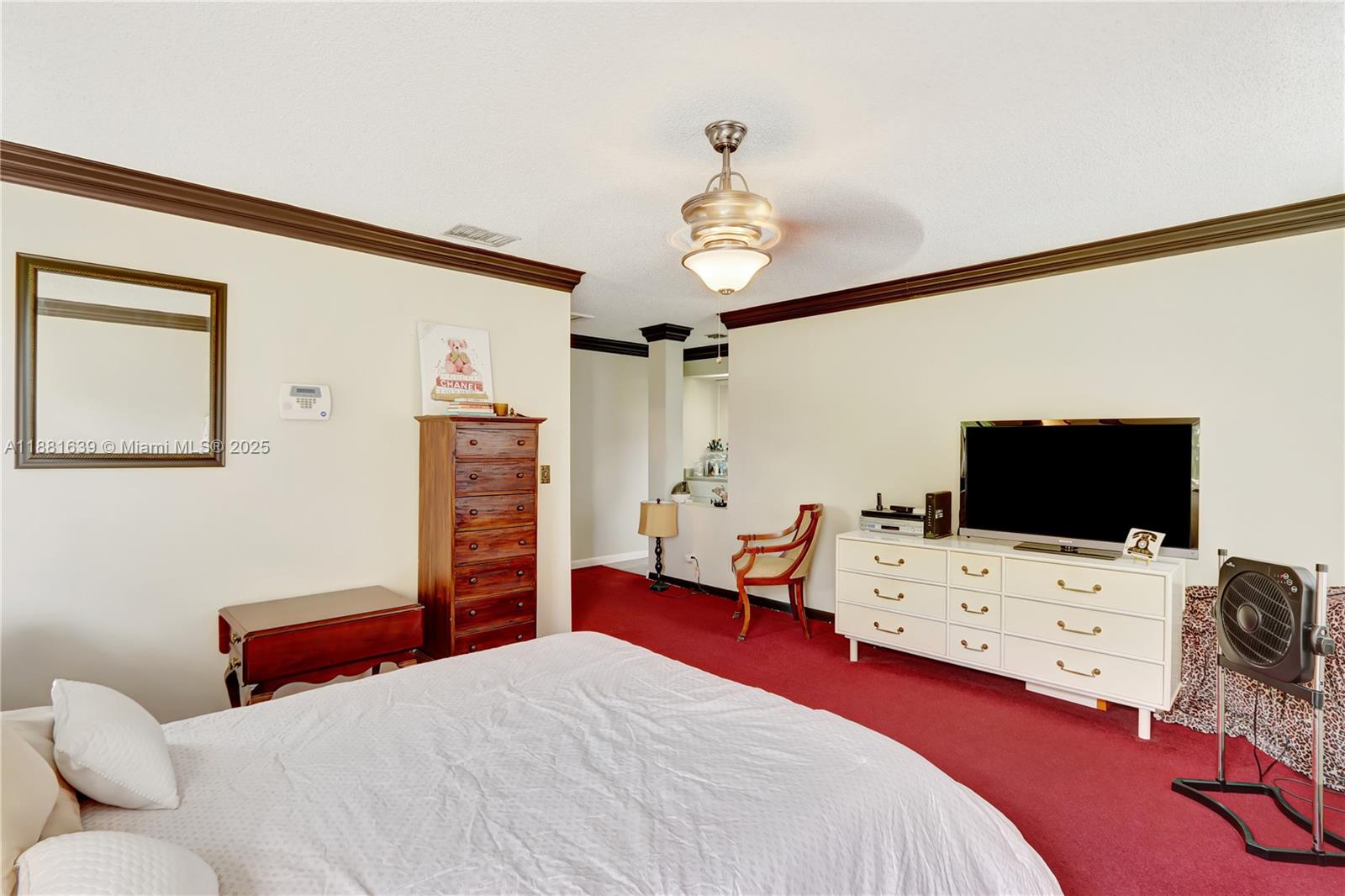 LAKEVIEW HOMES - Residential